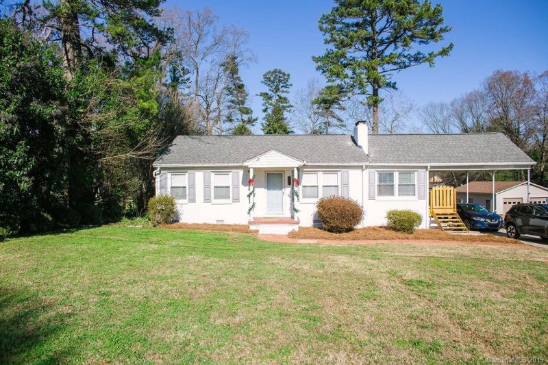 Property image 2 at 204 Peachtree Street, Belmont, NC 28012