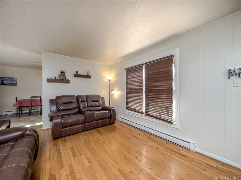 Property image 5 at 409 Melody Circle, Swannanoa, NC 28778