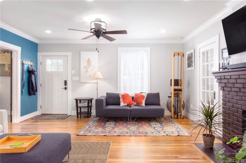 Property image 3 at 30 Brucemont Circle, Asheville, NC 28806