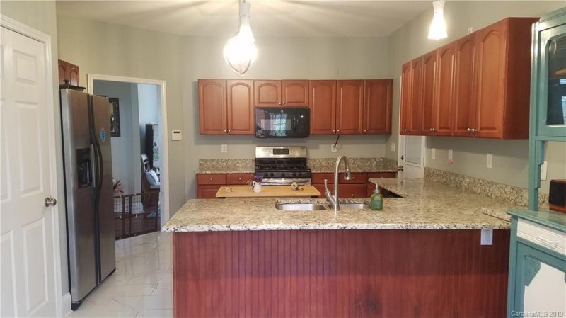 Property image 3 at 1107 Honeybee Trail, Fort Mill, SC 29715