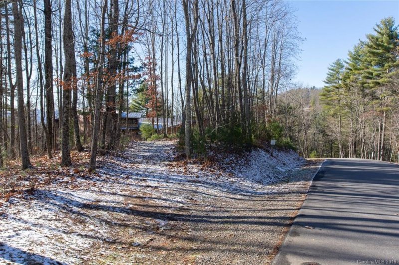 Property image 2 at 14 Villa Nova Drive, Asheville, NC 28804