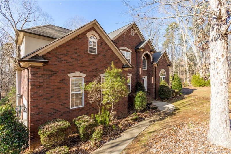 Property image 2 at 901 Waterview Lane, Monroe, NC 28110