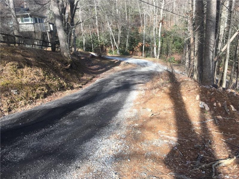 Property image 3 at 1367 Old Mill Road, Hendersonville, NC 28792