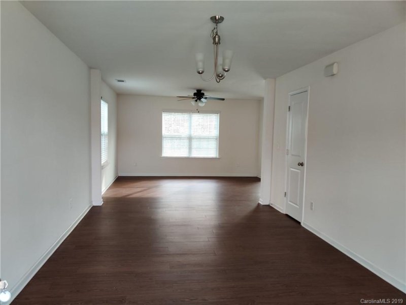 Property image 2 at 2508 Walnut Forest Drive, Charlotte, NC 28216