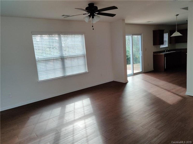 Property image 3 at 2508 Walnut Forest Drive, Charlotte, NC 28216