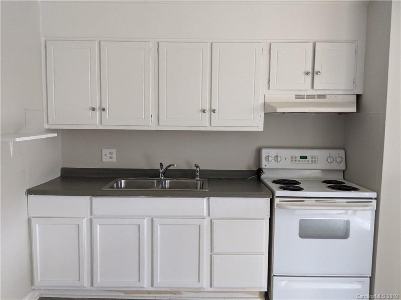 Property image 4 at 427 N Yadkin Avenue, Spencer, NC 28159