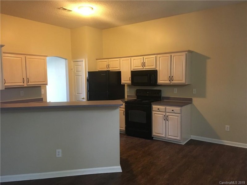 Property image 5 at 2612 Bricker Drive, Charlotte, NC 28273