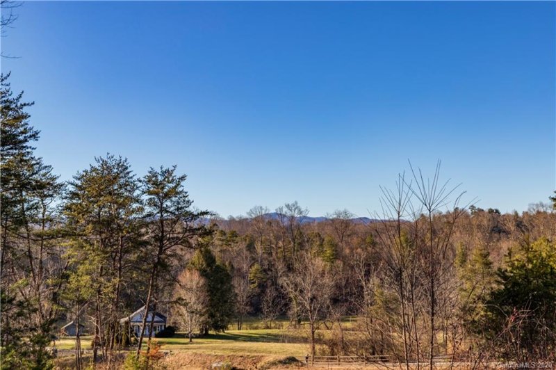 Property image 3 at 102 Saddle Ridge Drive, Alexander, NC 28701