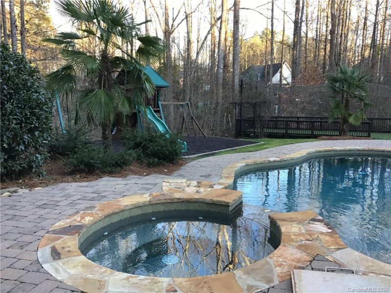 Property image 3 at 805 Se Courtney Street, Concord, NC 28025