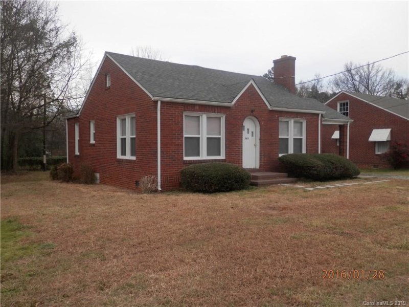 Property image 2 at 549 Sugar Creek Road, Charlotte, NC 28213