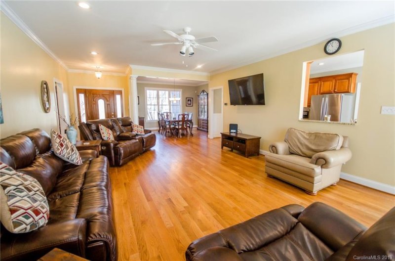 Property image 4 at 198 Vance Farm Drive, Statesville, NC 28625