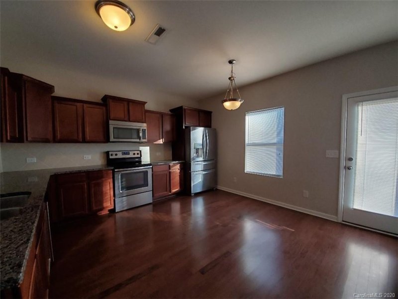 Property image 3 at 2022 Turtle Point Road, Charlotte, NC 28262