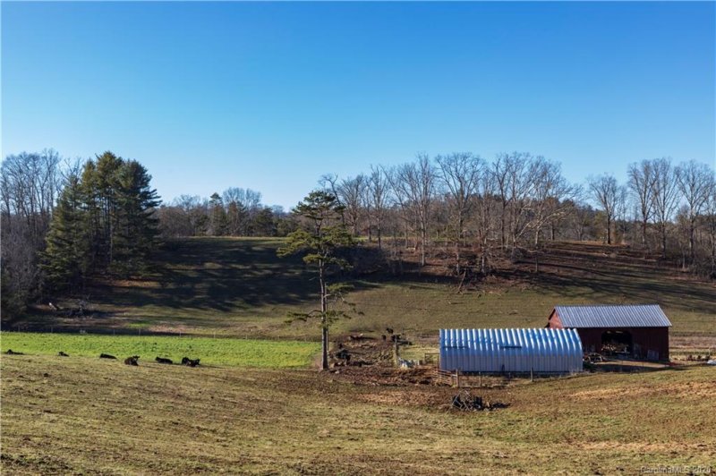 Property image 3 at 132 Saddle Ridge Drive, Alexander, NC 28701