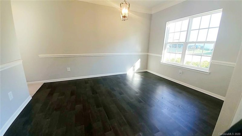 Property image 5 at 1427 Peachcroft Road, Charlotte, NC 28216