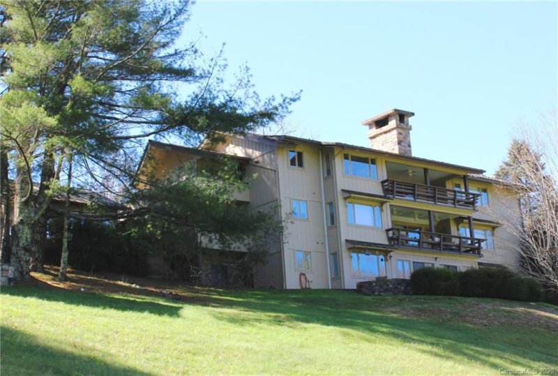 Property image 2 at 194 Fairway Knoll Hound Ears Road, Boone, NC 28607