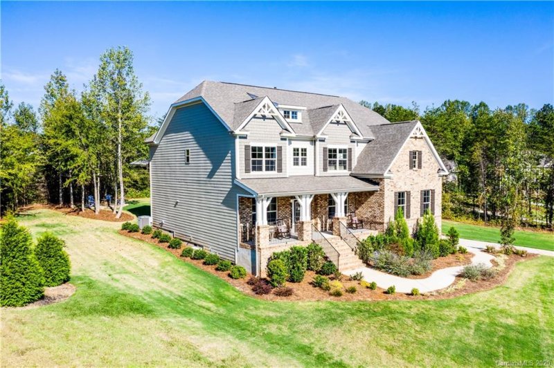 Property image 2 at 107 Avensong Court, Mooresville, NC 28115