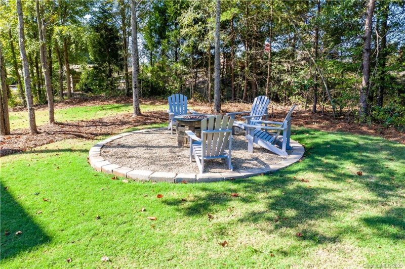 Property image 5 at 107 Avensong Court, Mooresville, NC 28115