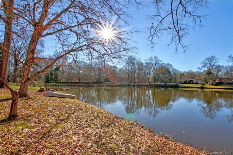 Property image 3 at 618 Carolina Avenue, Statesville, NC 28677