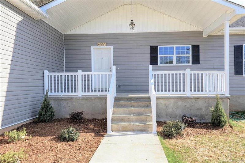 Property image 2 at 4856 Slanting Bridge Road, Sherrills Ford, NC 28673