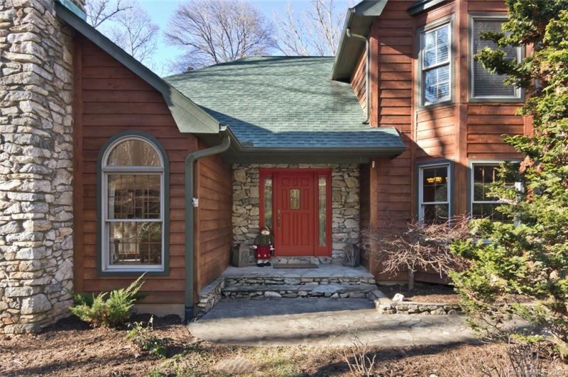 Property image 2 at 105 Sunny Ridge Road, Asheville, NC 28804