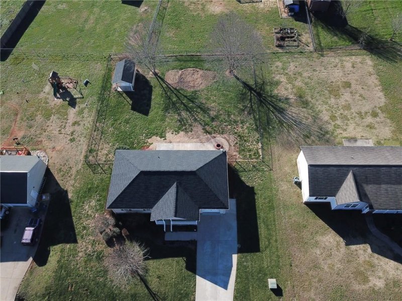 Property image 5 at 2156 Samanthas Wells Lane, Newton, NC 28658