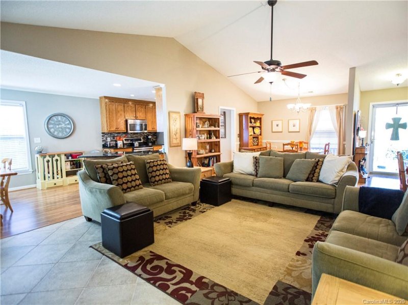 Property image 5 at 1104 White Water Circle, Belmont, NC 28012