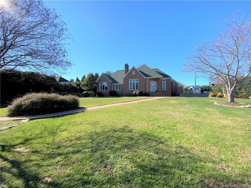 Property image 3 at 100 Country Creek Drive, Kings Mountain, NC 28086