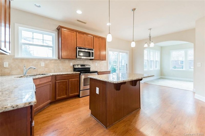 Property image 2 at 8432 Olde Stonegate Lane, Mint Hill, NC 28227