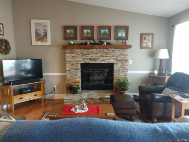 Property image 3 at 190 Blue Jay Loop, Maggie Valley, NC 28751