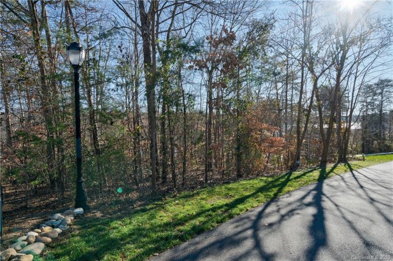 Property image 3 at 337 Windemere Isle Road, Statesville, NC 28677