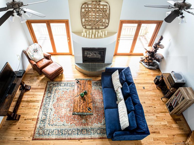 Property image 4 at 90 Coffey Circle, Asheville, NC 28806