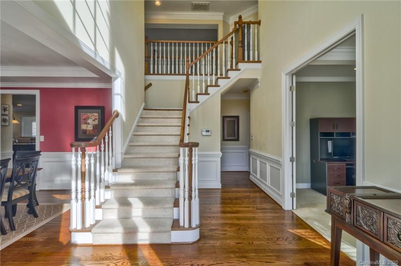Property image 3 at 10002 Arlington Oaks Drive, Charlotte, NC 28227
