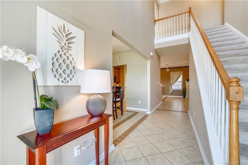 Property image 3 at 2002 Turtle Point Road, Charlotte, NC 28262