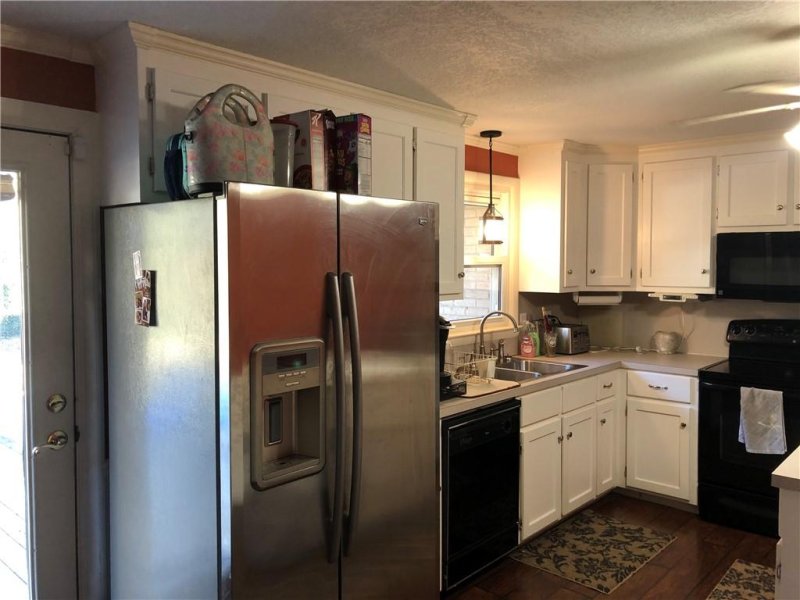 Property image 4 at 2230 24th Street Circle, Hickory, NC 28601