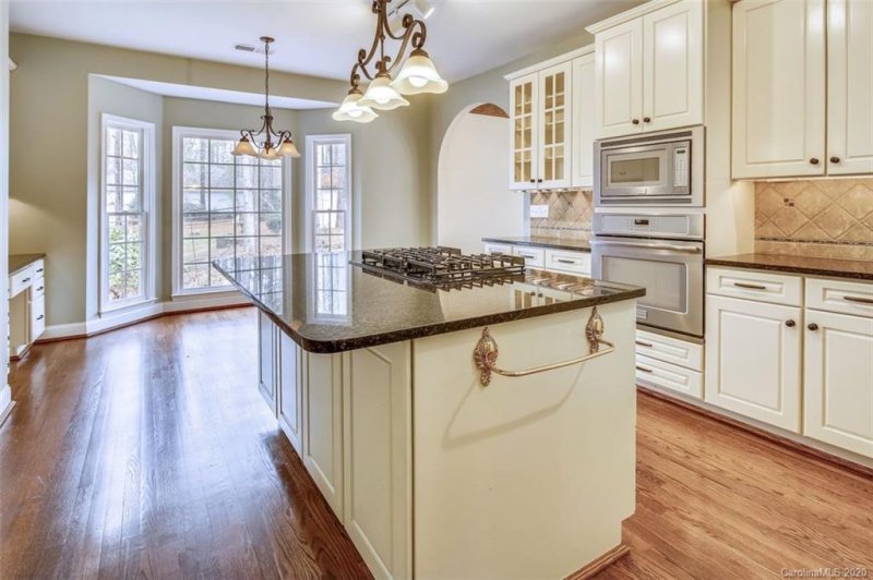 Property image 5 at 310 Whippoorwill Road, Mooresville, NC 28117