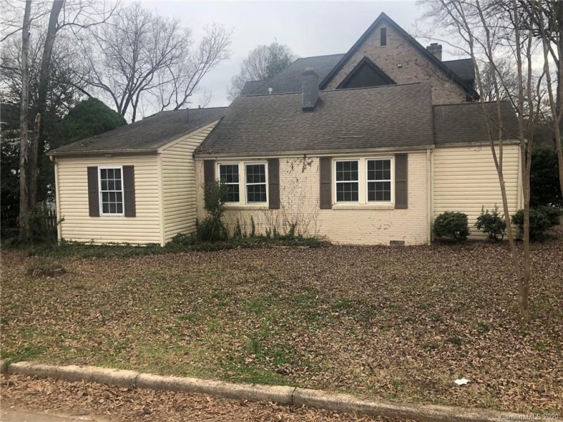 Property image 5 at 301 Rocklyn Place, Charlotte, NC 28209