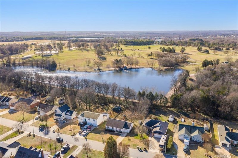 Property image 4 at 3643 Farm Lake Drive, Concord, NC 28027