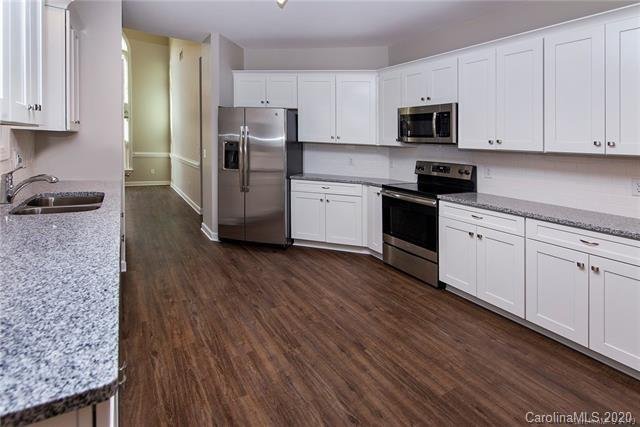 Property image 3 at 6616 Bevington Brook Lane, Charlotte, NC 28277