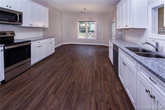 Property image 4 at 6616 Bevington Brook Lane, Charlotte, NC 28277