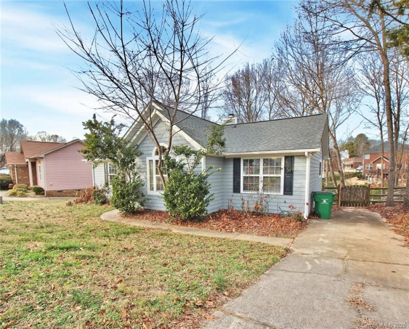 Property image 2 at 3401 Chistow Road, Matthews, NC 28105