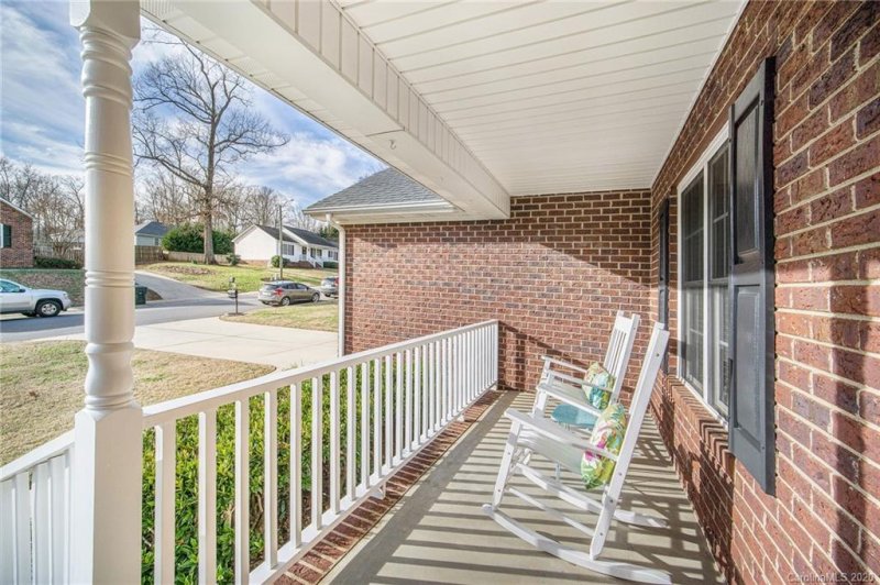 Property image 3 at 617 Beavers Cove Lane, Concord, NC 28027