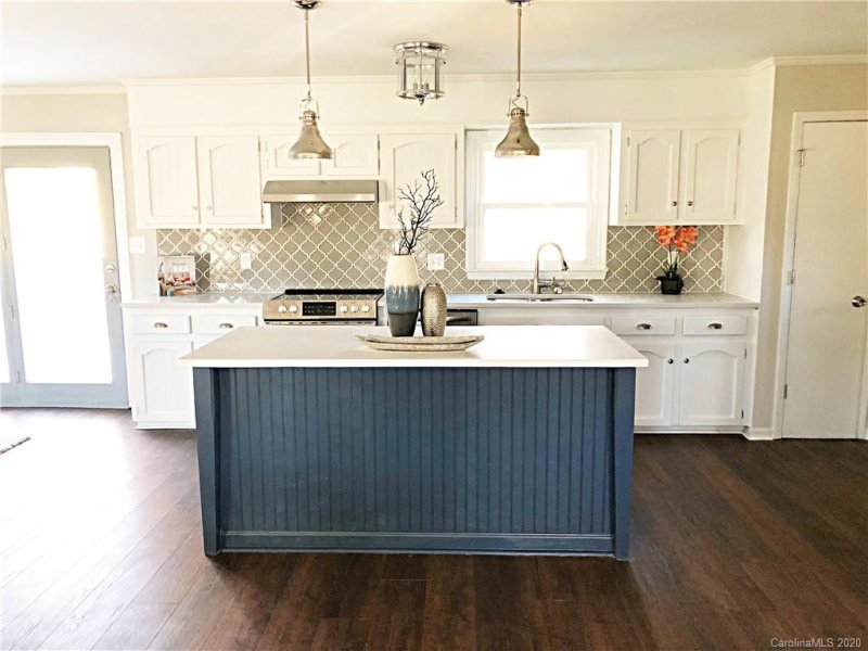 Property image 2 at 2602 Cherokee Court, Gastonia, NC 28056