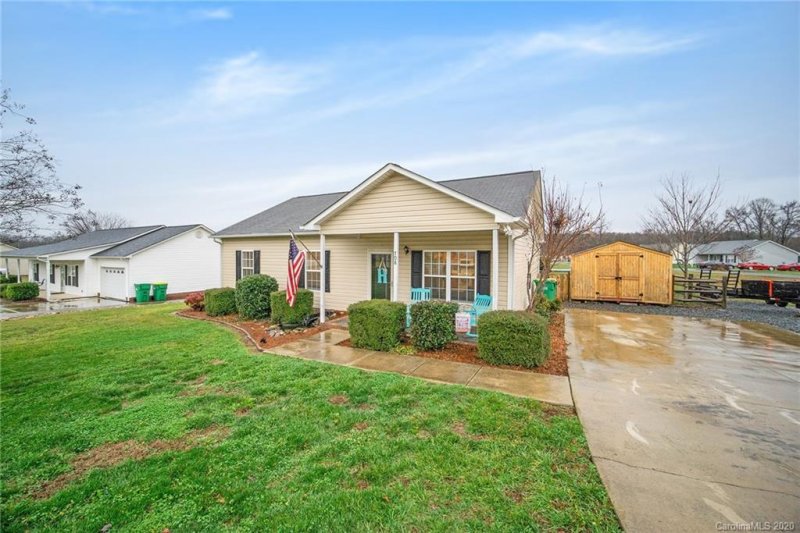 Property image 2 at 708 Faith Street, Oakboro, NC 28129