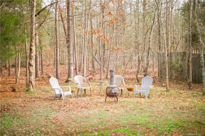 Property image 4 at 827 Hathcock Glen Drive, Oakboro, NC 28129