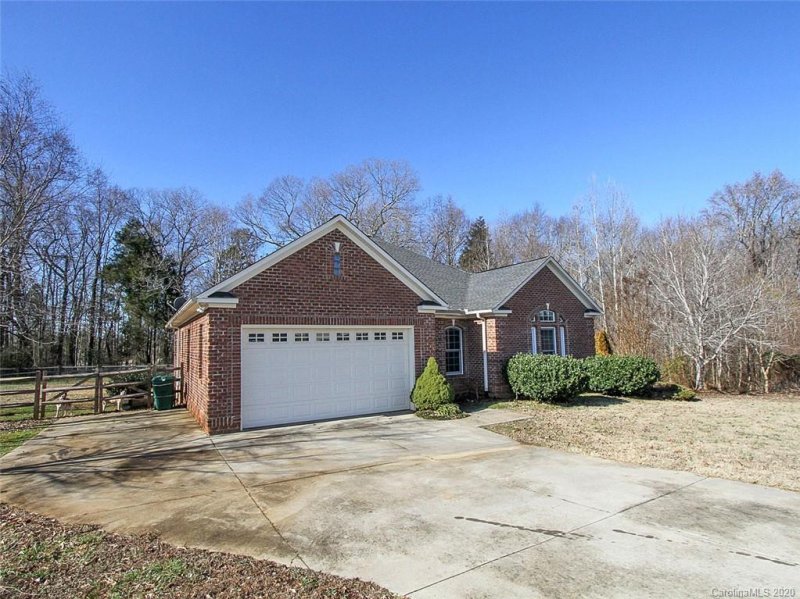 Property image 3 at 346 Bramblewood Drive, Salisbury, NC 28147