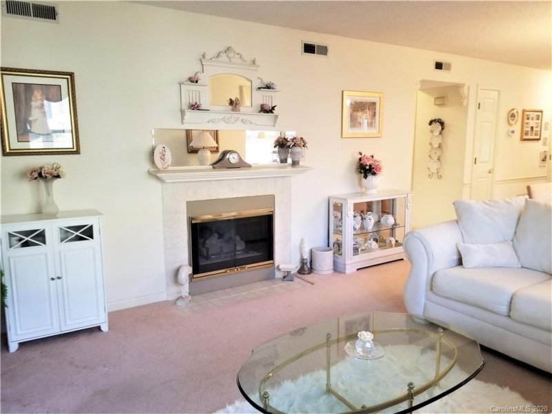 Property image 2 at 502 Abbey Circle, Asheville, NC 28805