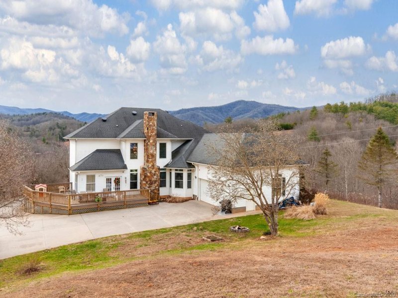 Property image 3 at 122 Lucky Lane, Clyde, NC 28721