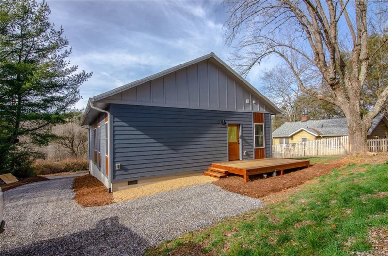 Property image 5 at 16 Elkmont Place, Asheville, NC 28804