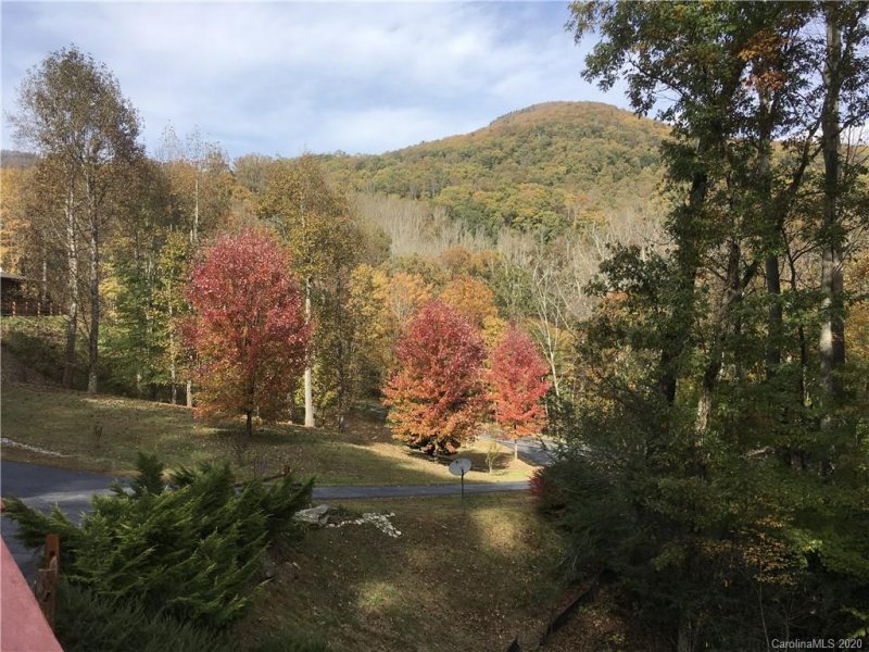 Property image 2 at 374 Green Mountain Road, Hendersonville, NC 28792