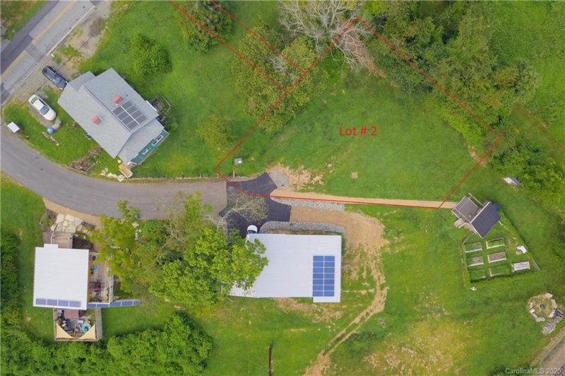 Property image 2 at 16 N Belgium Lane, Asheville, NC 28806